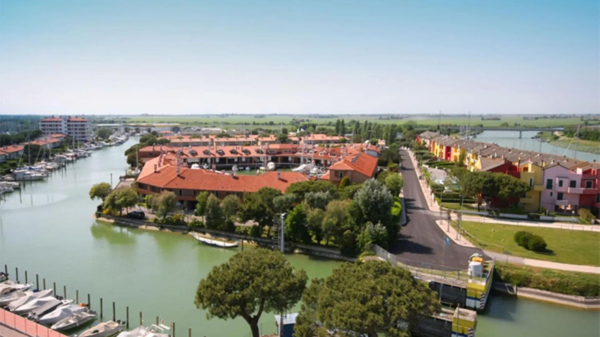 Lovely Flat With Balcony And Shared Swimming Pool Porto Santa Margherita di Caorle Apartamento